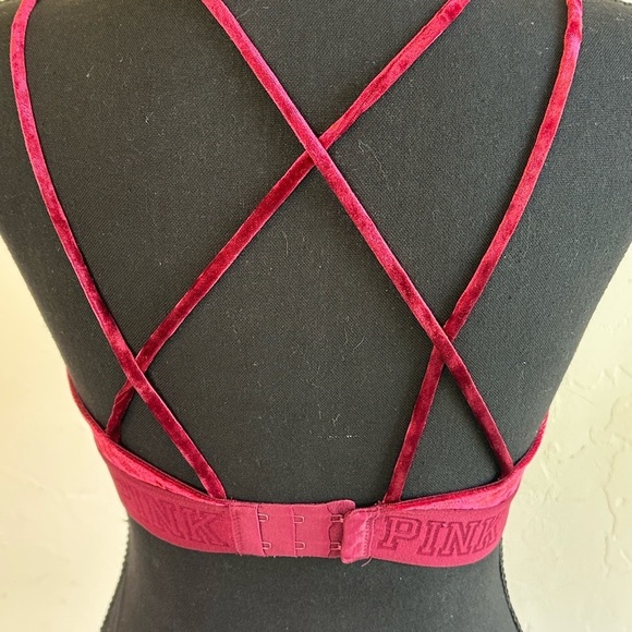 PINK Victoria's Secret Burgundy Red Crushed Velvet Unlined Bralette Sz S - Picture 3 of 6